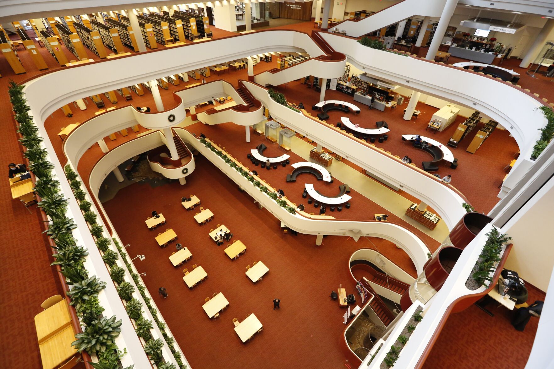 en-martha-sharpe-guide 海角社区官网reference library.JPG